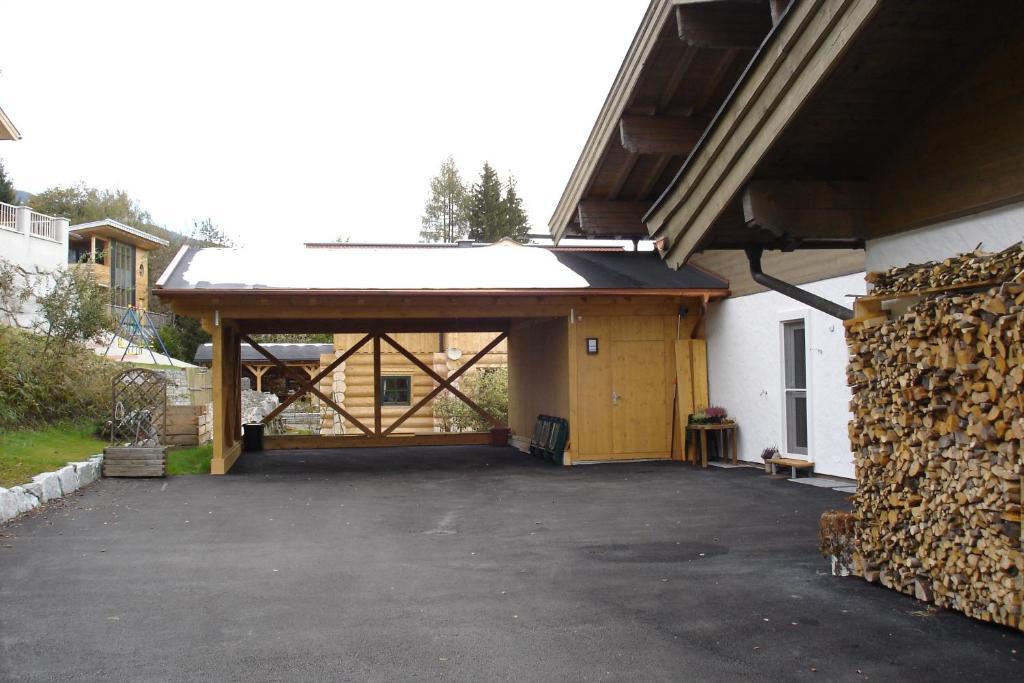 Neukirchen am Großvenediger Apartments Margarethe חדר תמונה